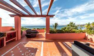 Unique opportunity! First line beach penthouse with sea views for sale in an iconic beach-complex, New Golden Mile, Marbella - Estepona 19612 