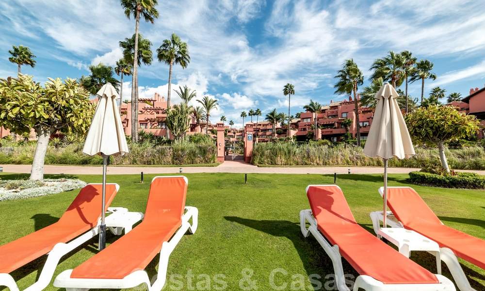 Unique opportunity! First line beach penthouse with sea views for sale in an iconic beach-complex, New Golden Mile, Marbella - Estepona 19643