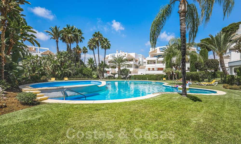 Huge price reduction! Impressive new frontline golf luxury apartment for sale, move-in ready, Nueva Andalucia, Marbella 20042