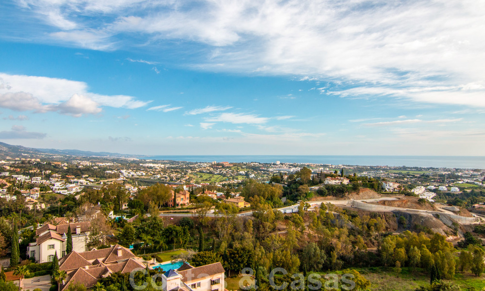 Pristine penthouse apartment with panoramic sea and mountain views for sale in Benahavis - Marbella 20248