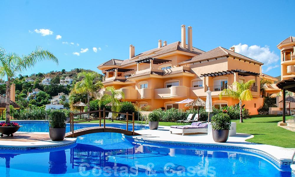 Spacious, fully renovated apartment with sea views for sale in a prestigious complex with many amenities in Nueva Andalucia, Marbella 20224