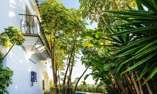 Classic style luxury villa for sale in a golf urbanization in Marbella - Benahavis 946 