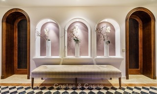 Classic style luxury villa for sale in a golf urbanization in Marbella - Benahavis 952 