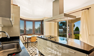 Classic style luxury villa for sale with sea views in a golf urbanization in Marbella - Benahavis 41506 