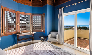 Classic style luxury villa for sale with sea views in a golf urbanization in Marbella - Benahavis 41512 