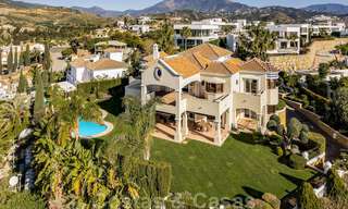 Classic style luxury villa for sale with sea views in a golf urbanization in Marbella - Benahavis 41514 