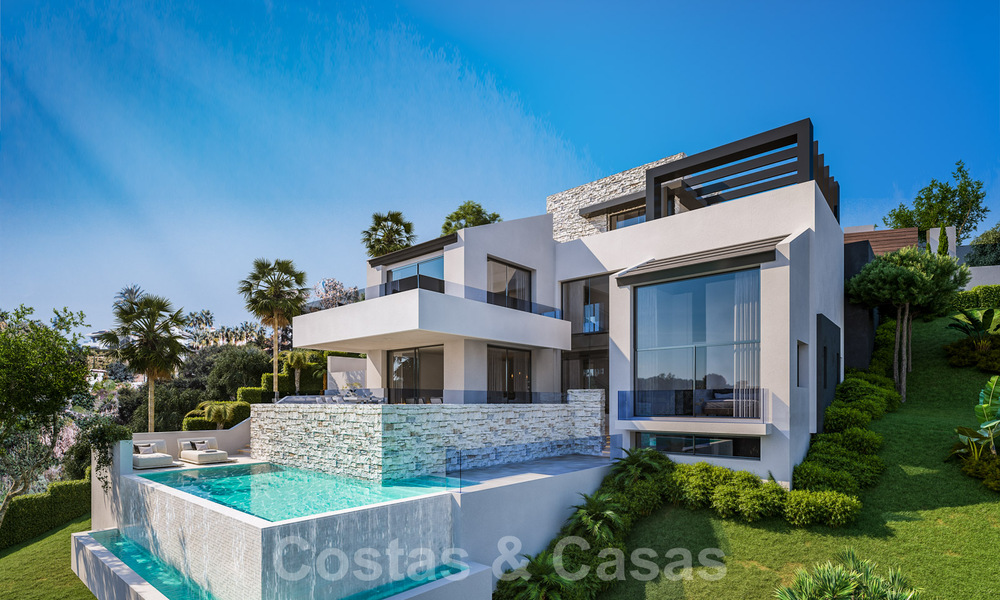Fantastic plot with villa projects with approved licence and panoramic sea views for sale in Elviria, East Marbella 36443