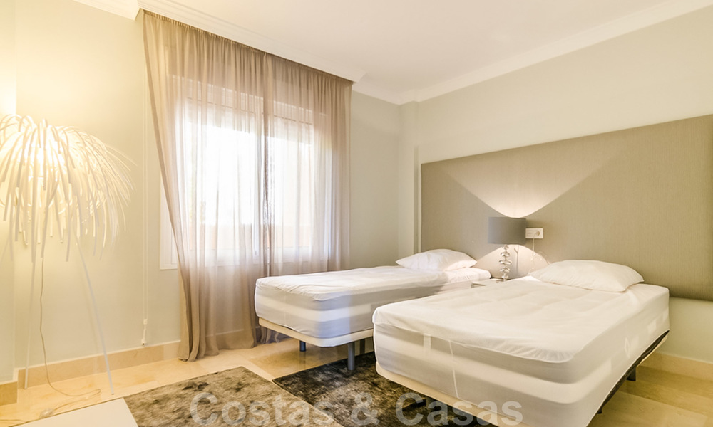 Attractive fully renovated apartment in a prestigious complex for sale, Nueva Andalucia, Marbella 20654