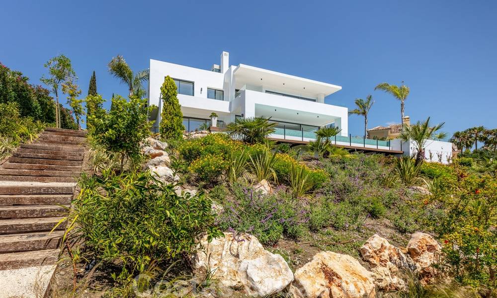 SOLD. Super luxurious contemporary villa with sea and mountain views for sale in the Golden Triangle of Benahavis, Estepona, Marbella 25438