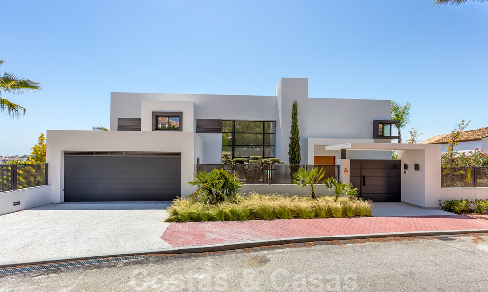 SOLD. Super luxurious contemporary villa with sea and mountain views for sale in the Golden Triangle of Benahavis, Estepona, Marbella 25445