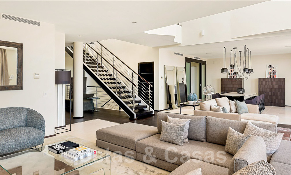 Exceptional luxury villas with sea views for sale, in an exclusive complex in the Golden Mile, Marbella 20848