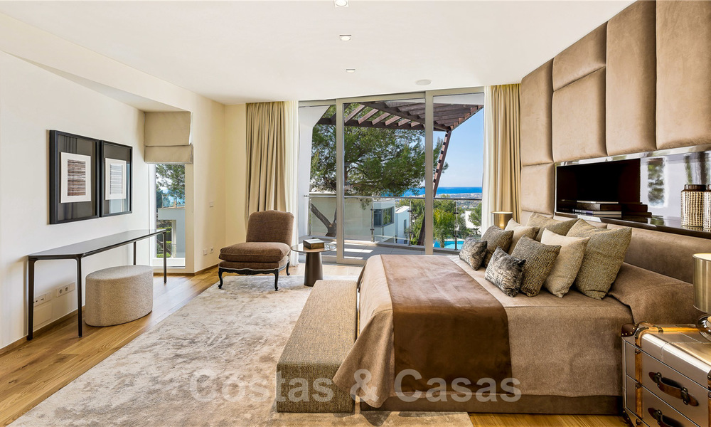 Exceptional luxury villas with sea views for sale, in an exclusive complex in the Golden Mile, Marbella 20866