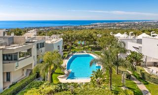 Exceptional luxury villas with sea views for sale, in an exclusive complex in the Golden Mile, Marbella 20873 