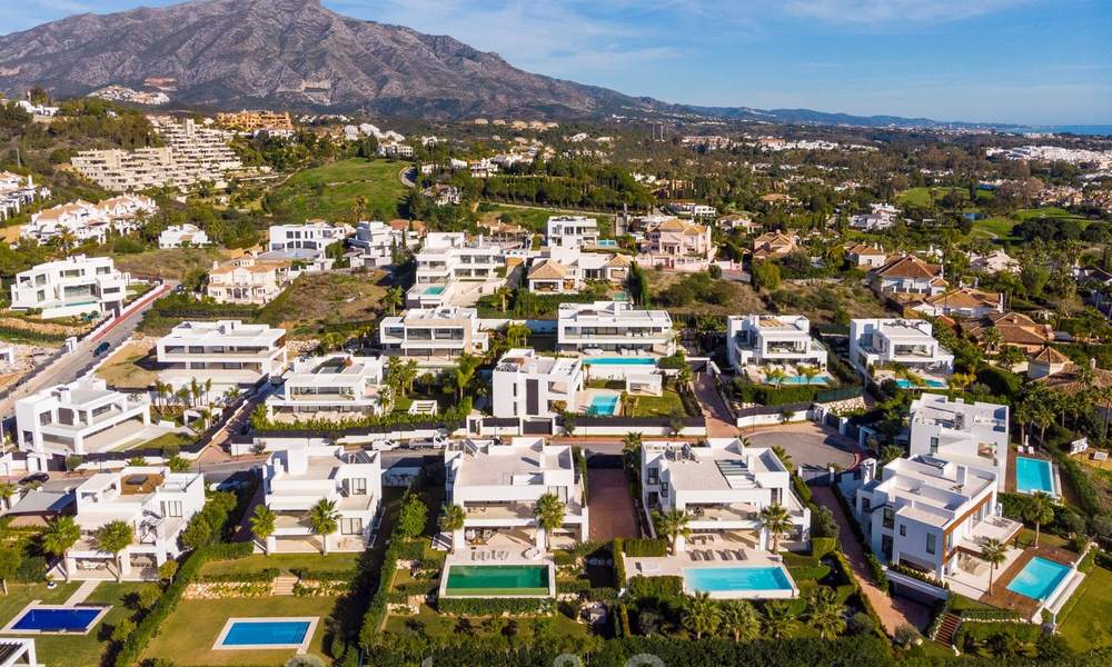 Elegant, contemporary luxury villa with sea views for sale in sought-after Nueva Andalucia, Marbella 20880