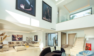 Elegant, contemporary luxury villa with sea views for sale in sought-after Nueva Andalucia, Marbella 20893 