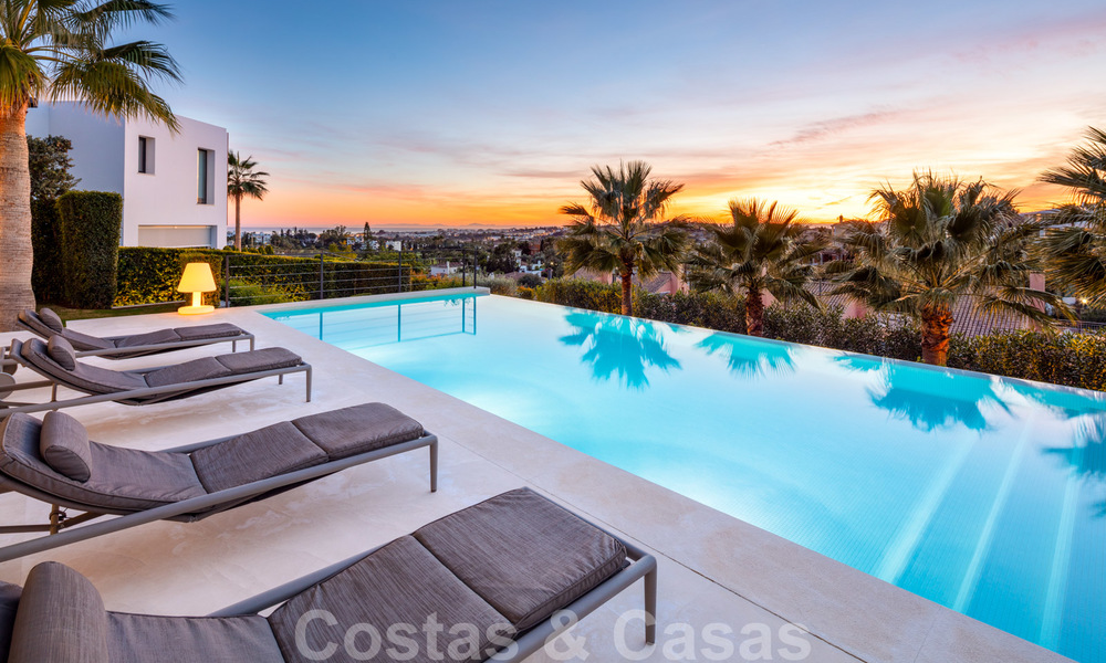 Elegant, contemporary luxury villa with sea views for sale in sought-after Nueva Andalucia, Marbella 20909