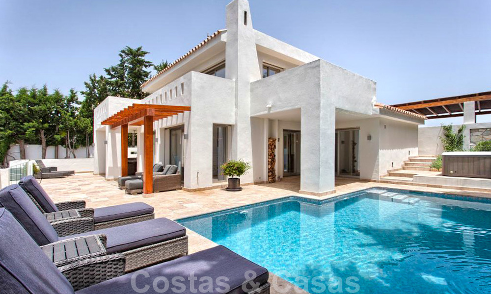 Charming fully renovated luxury villa with sea and mountain views for sale, Nueva Andalucia, Marbella 20938
