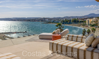 New ultra-deluxe frontline beach apartments for sale, near the centre and marina of Estepona 64816 