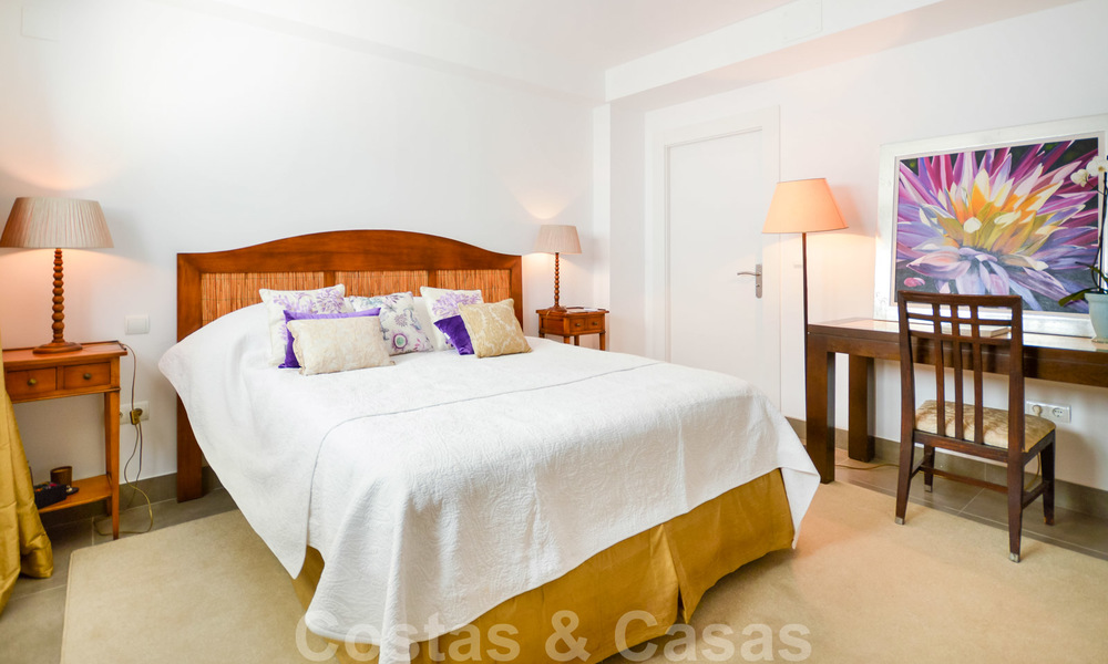 Modern luxury villa with panoramic sea views for sale in the prestigious Golden Mile of Marbella 20981