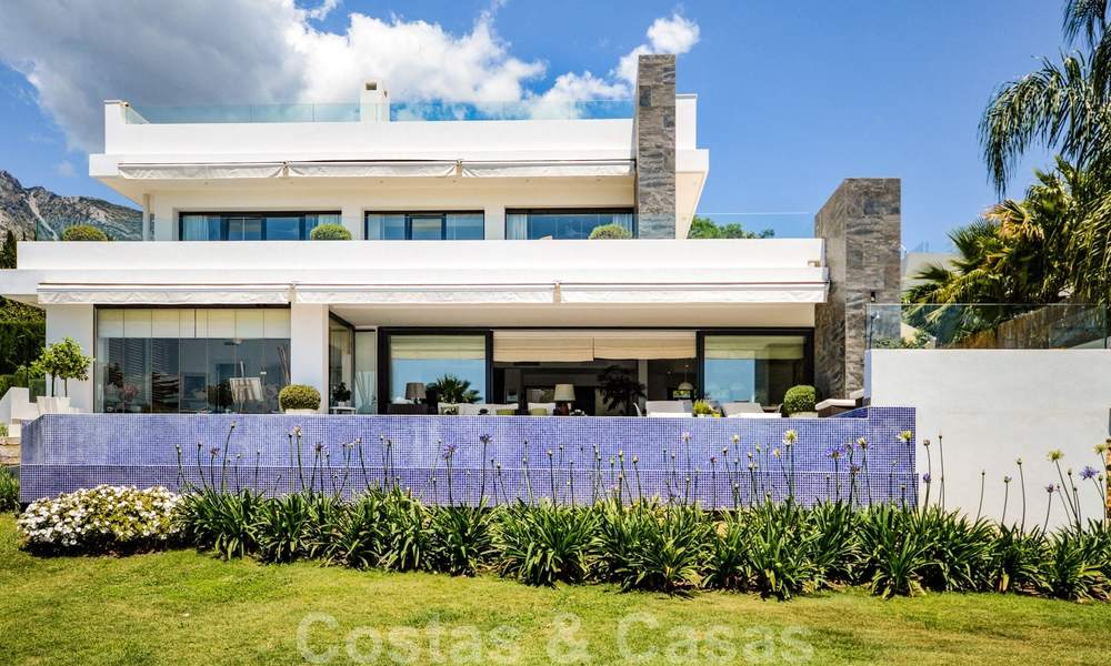 Modern luxury villa with panoramic sea views for sale in the prestigious Golden Mile of Marbella 21007
