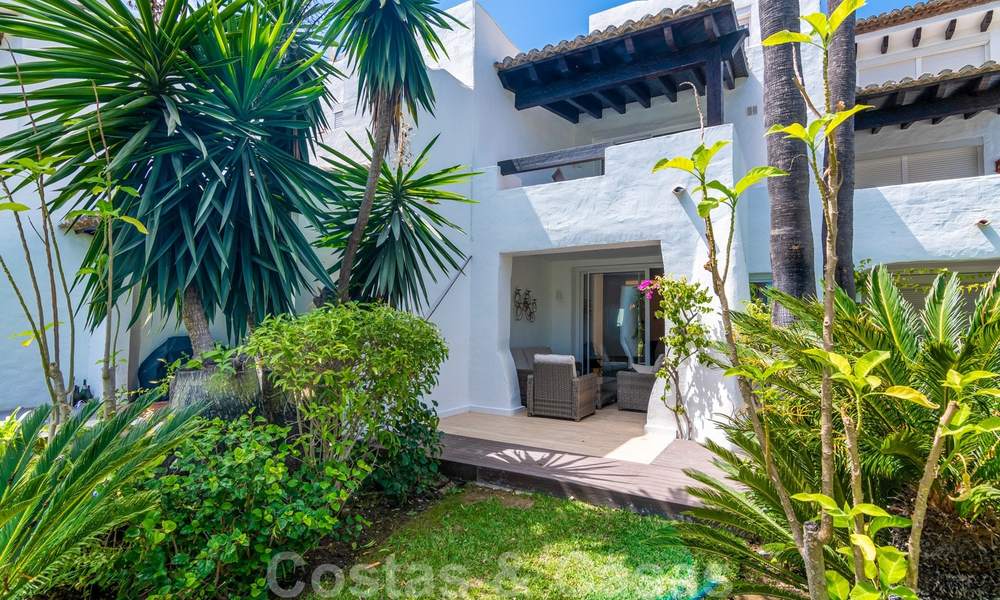 Bright and spacious beach side townhouse on the New Golden Mile for sale, between Marbella and Estepona 21217