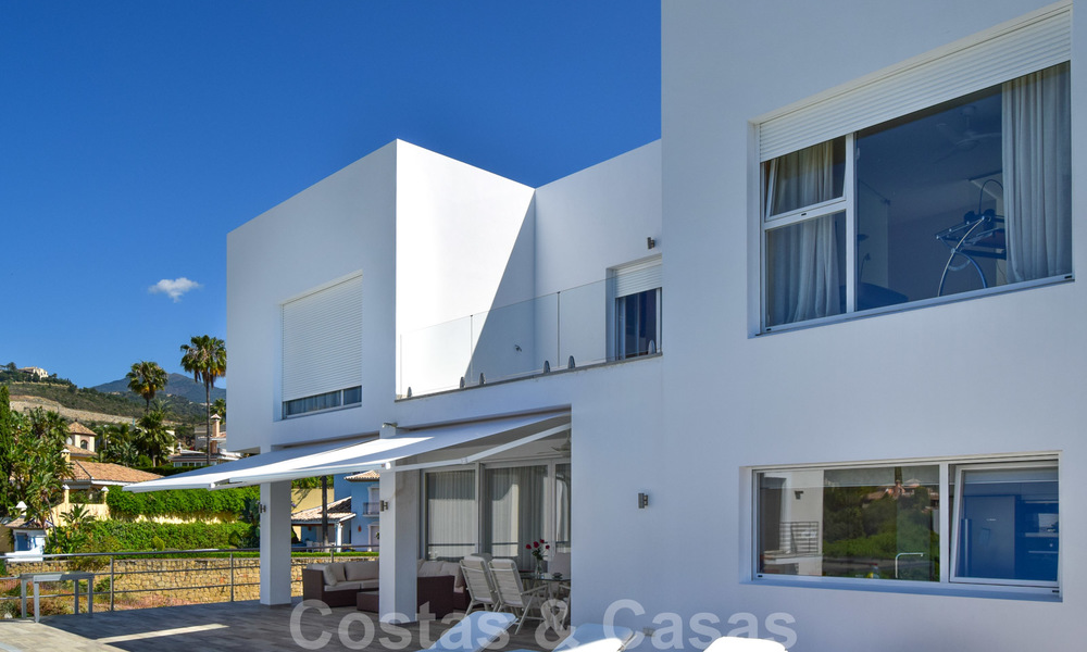 For sale: move-in ready, recently built modern villa with panoramic views in a sought after urbanisation in Benahavis - Marbella 21299