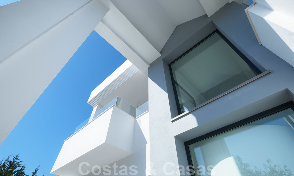 Exquisite new contemporary villa for sale, ready to move into, East Marbella 21764