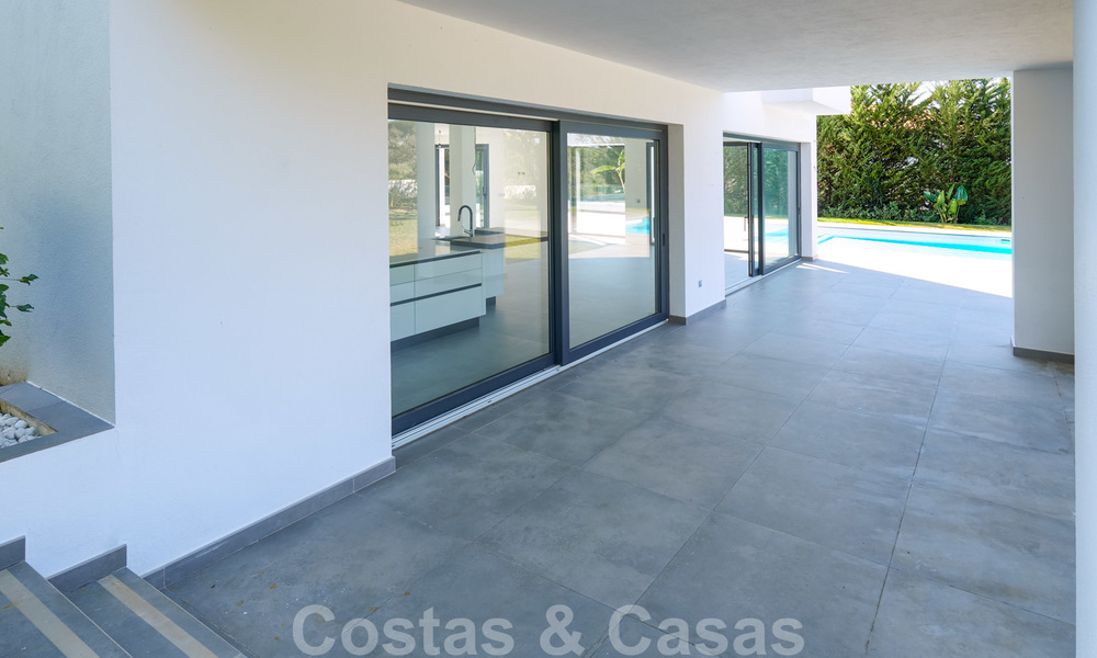 Exquisite new contemporary villa for sale, ready to move into, East Marbella 21770