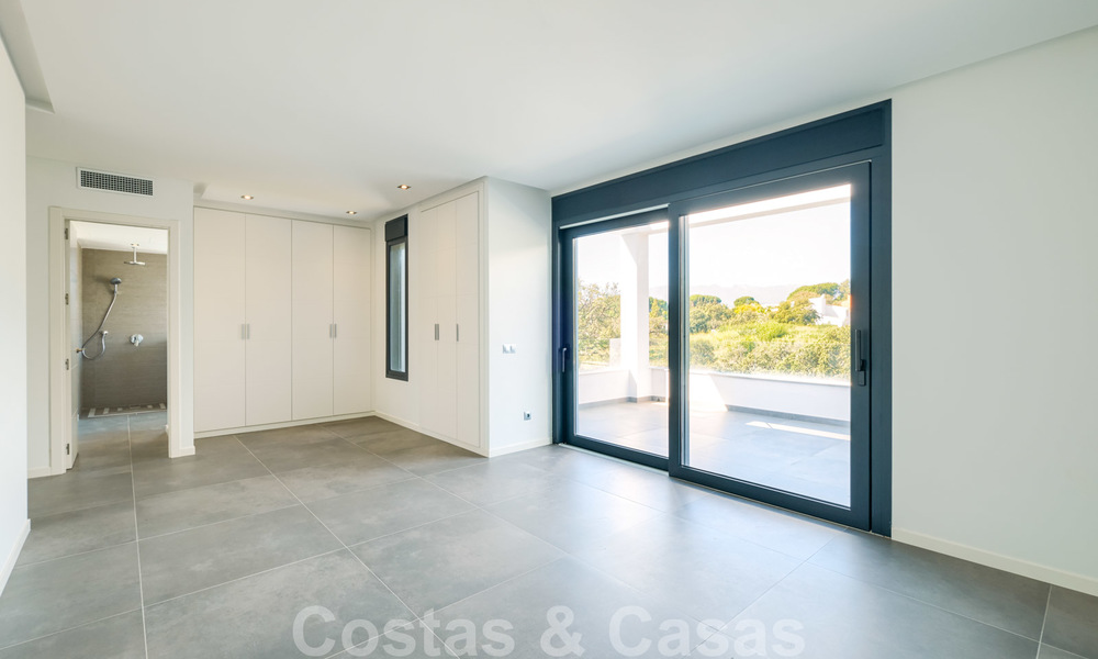 Exquisite new contemporary villa for sale, ready to move into, East Marbella 21787
