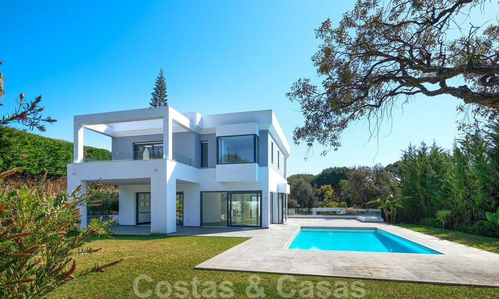 Exquisite new contemporary villa for sale, ready to move into, East Marbella 21798