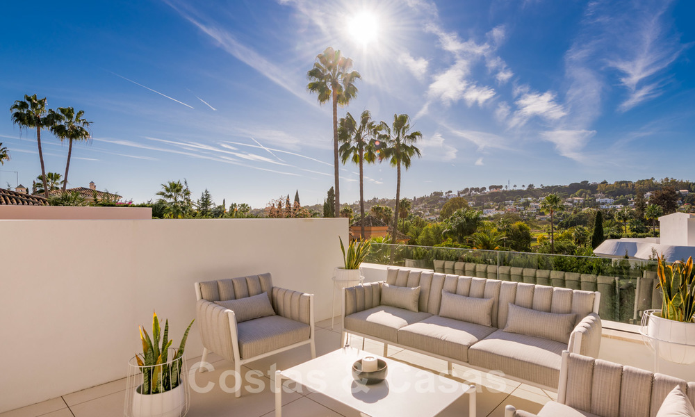 Very stylish contemporary luxury villa in the heart of the Golf Valley for sale, move-in ready - Nueva Andalucia, Marbella 21852