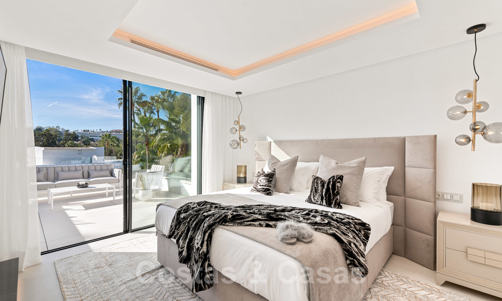 Very stylish contemporary luxury villa in the heart of the Golf Valley for sale, move-in ready - Nueva Andalucia, Marbella 21860