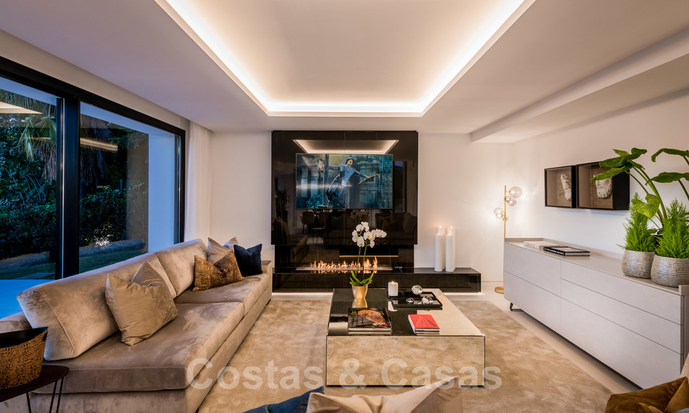 Very stylish contemporary luxury villa in the heart of the Golf Valley for sale, move-in ready - Nueva Andalucia, Marbella 21861