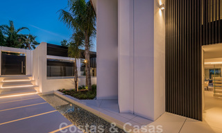 Very stylish contemporary luxury villa in the heart of the Golf Valley for sale, move-in ready - Nueva Andalucia, Marbella 21862 