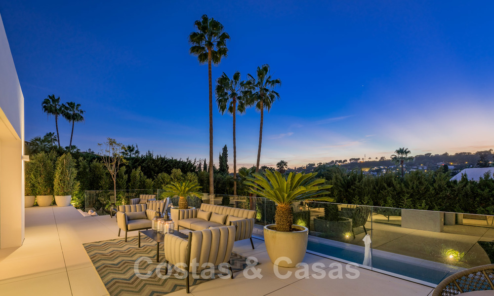 Very stylish contemporary luxury villa in the heart of the Golf Valley for sale, move-in ready - Nueva Andalucia, Marbella 21864