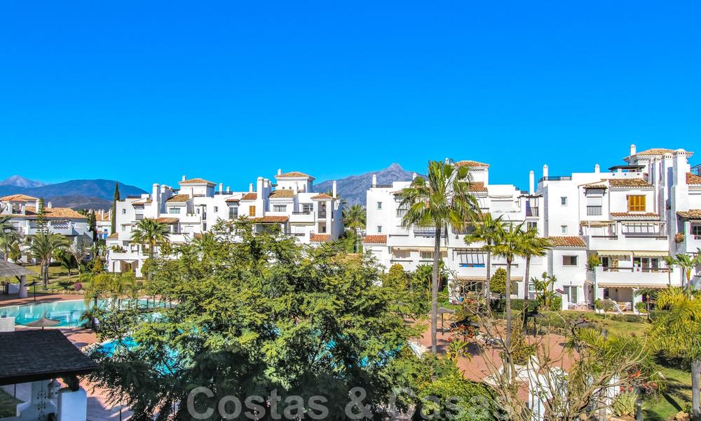 Recently renovated bright apartment for sale in a gorgeous beachfront complex, walking distance to the beach, amenities and San Pedro, Marbella 21962