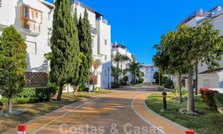 Recently renovated bright apartment for sale in a gorgeous beachfront complex, walking distance to the beach, amenities and San Pedro, Marbella 21970 