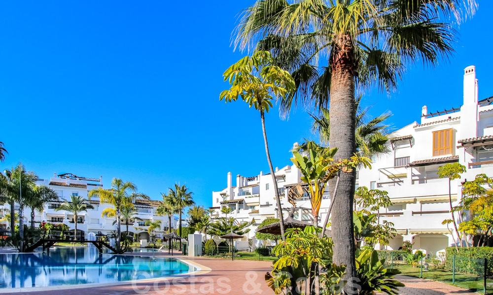 Recently renovated bright apartment for sale in a gorgeous beachfront complex, walking distance to the beach, amenities and San Pedro, Marbella 21972