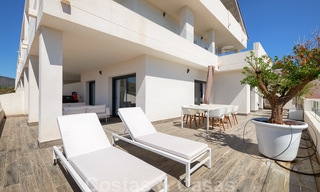 Bright and spacious middle floor apartment with an enormous terrace for sale on the New Golden Mile, Marbella - Estepona 22128 