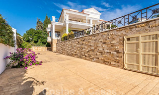 Beautiful modem-Mediterranean luxury villa for sale, close to the beach and amenities, East Marbella 22311 