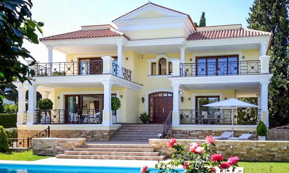 Beautiful modem-Mediterranean luxury villa for sale, close to the beach and amenities, East Marbella 22313