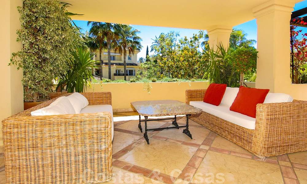 Spacious luxury apartment for sale in Nueva Andalucia, Marbella 22842