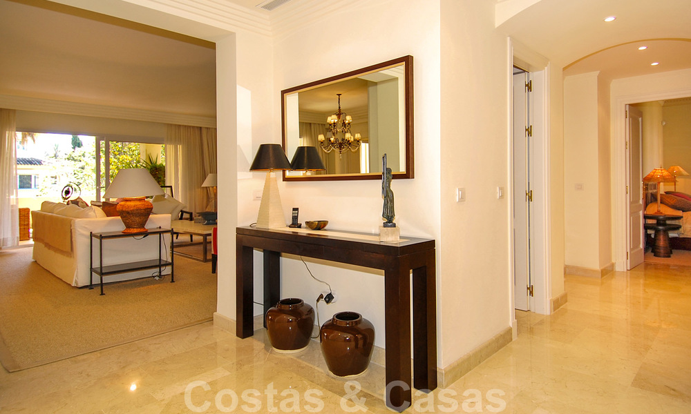 Spacious luxury apartment for sale in Nueva Andalucia, Marbella 22854