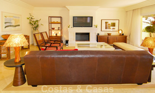 Spacious luxury apartment for sale in Nueva Andalucia, Marbella 22865 