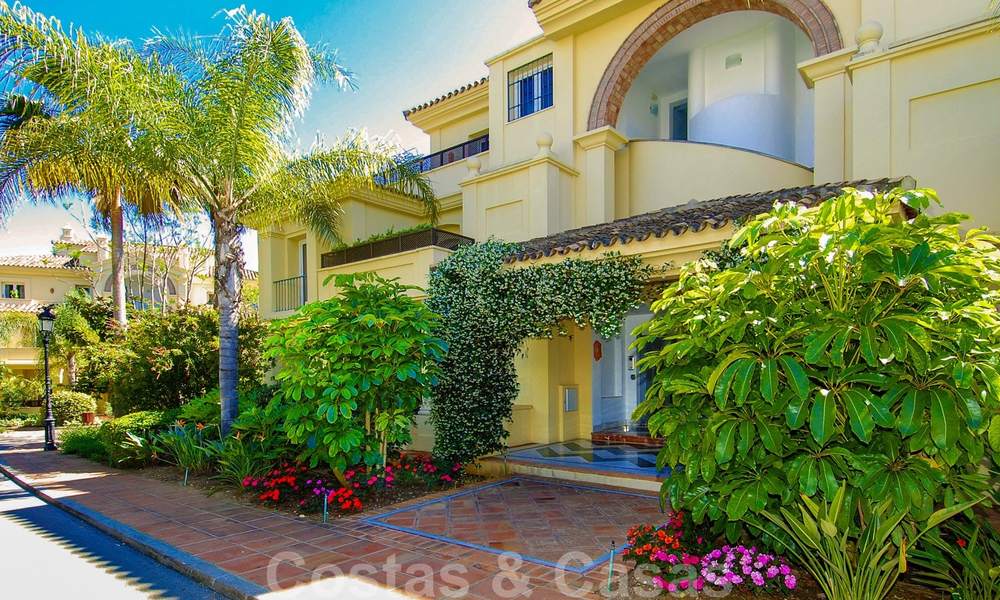 Spacious luxury apartment for sale in Nueva Andalucia, Marbella 22868