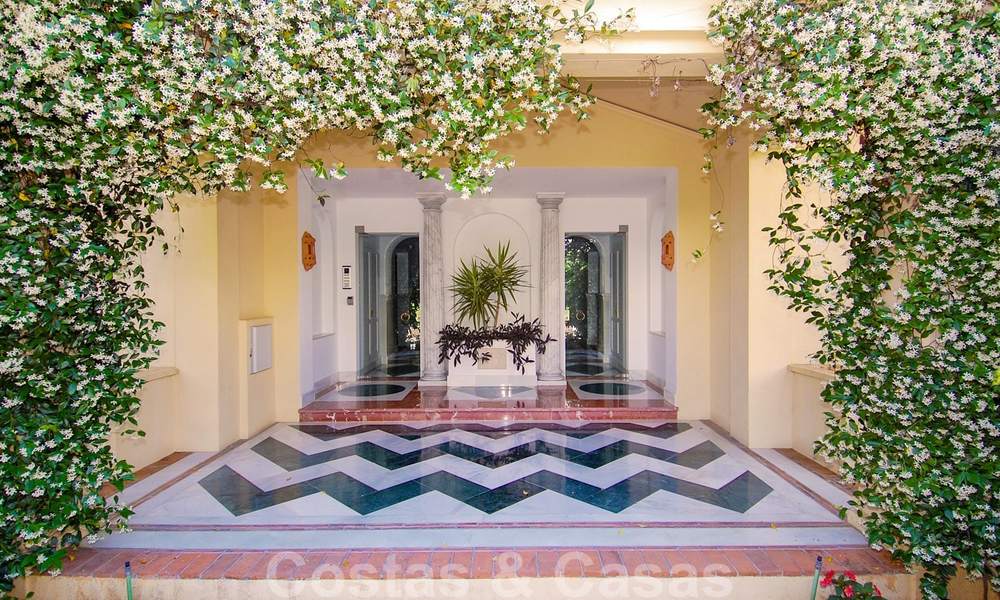 Spacious luxury apartment for sale in Nueva Andalucia, Marbella 22869
