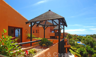 Gran Bahia: Luxury apartments for sale near the beach in a prestigious complex, just east of Marbella town 23013 