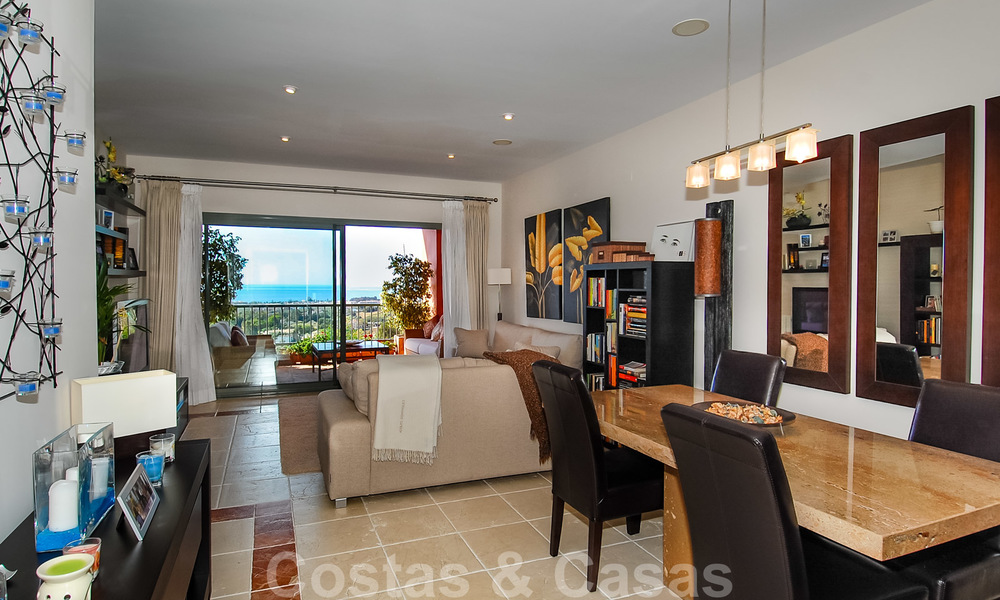 Luxury apartments for sale in Royal Flamingos with stunning views over the golf and sea in Marbella - Benahavis 23570