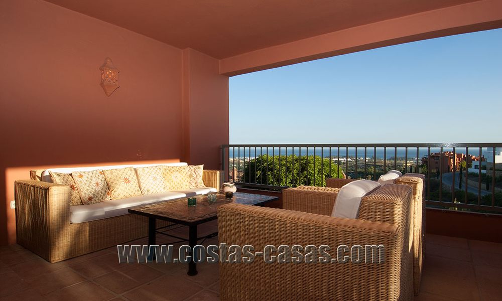 Luxury apartments for sale in Royal Flamingos with stunning views over the golf and sea in Marbella - Benahavis 23588