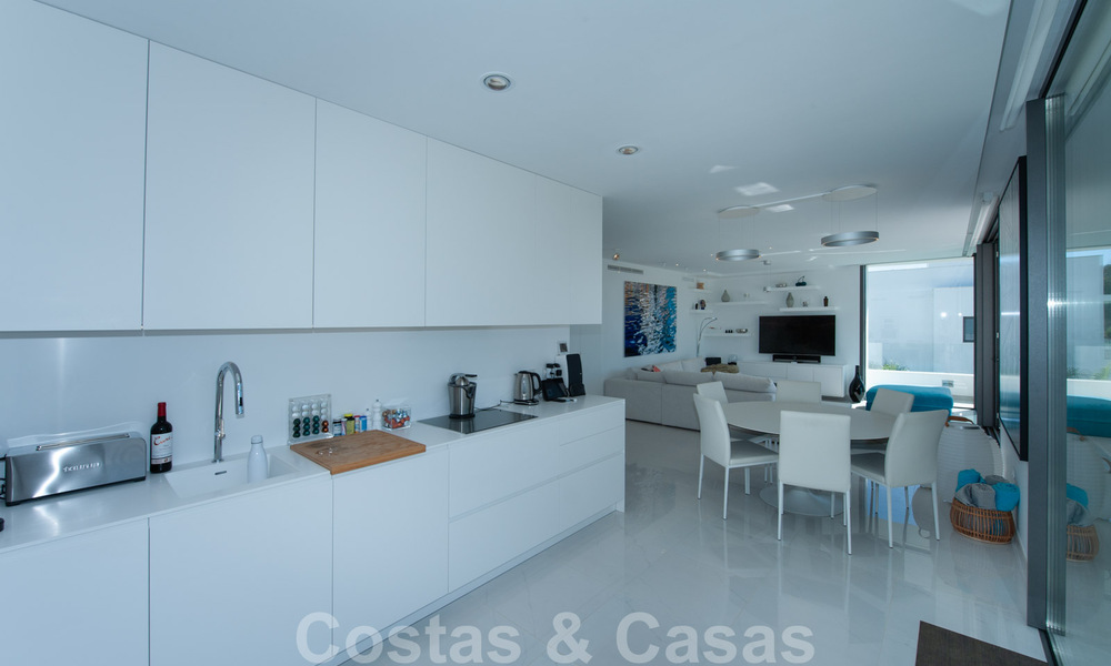 Cataleya in Estepona: ready to move in modern design apartments for sale, on the golf course of Atalaya between Marbella and Estepona 36842